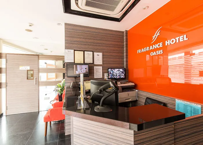 Fragrance Hotel - Oasis Singapore