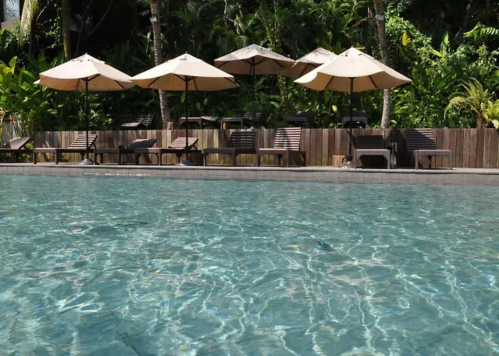 Siloso Beach Resort - Sentosa Singapore