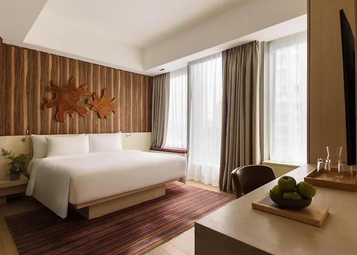 Oasia Hotel Novena, Singapore By Far East Hospitality