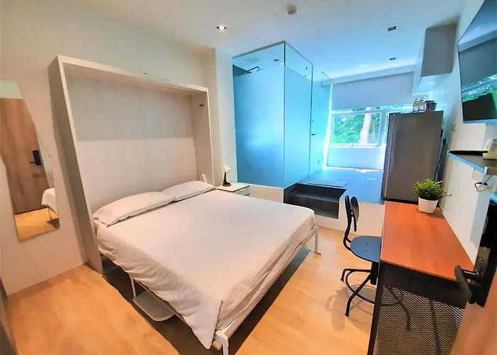 International Service Apartments At Raeburn Park