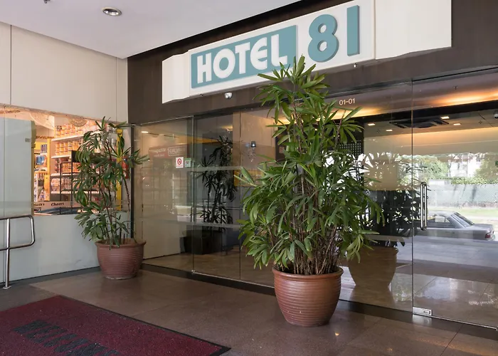 Hotel 81 Tristar